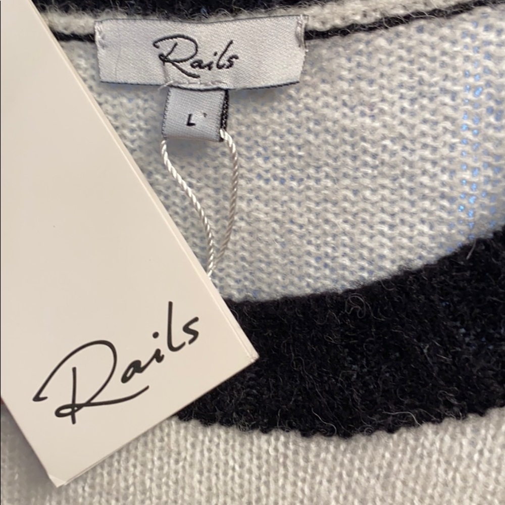 Sold 🎄RAILS Perci Heart Sweater Bretton Stripe - Picture 4 of 5